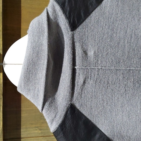 ELEVEN PARIS MENS GRAY PULLOVER SWEATER WITH LEATHER PATCHES SIZE XXL - Picture 8 of 10